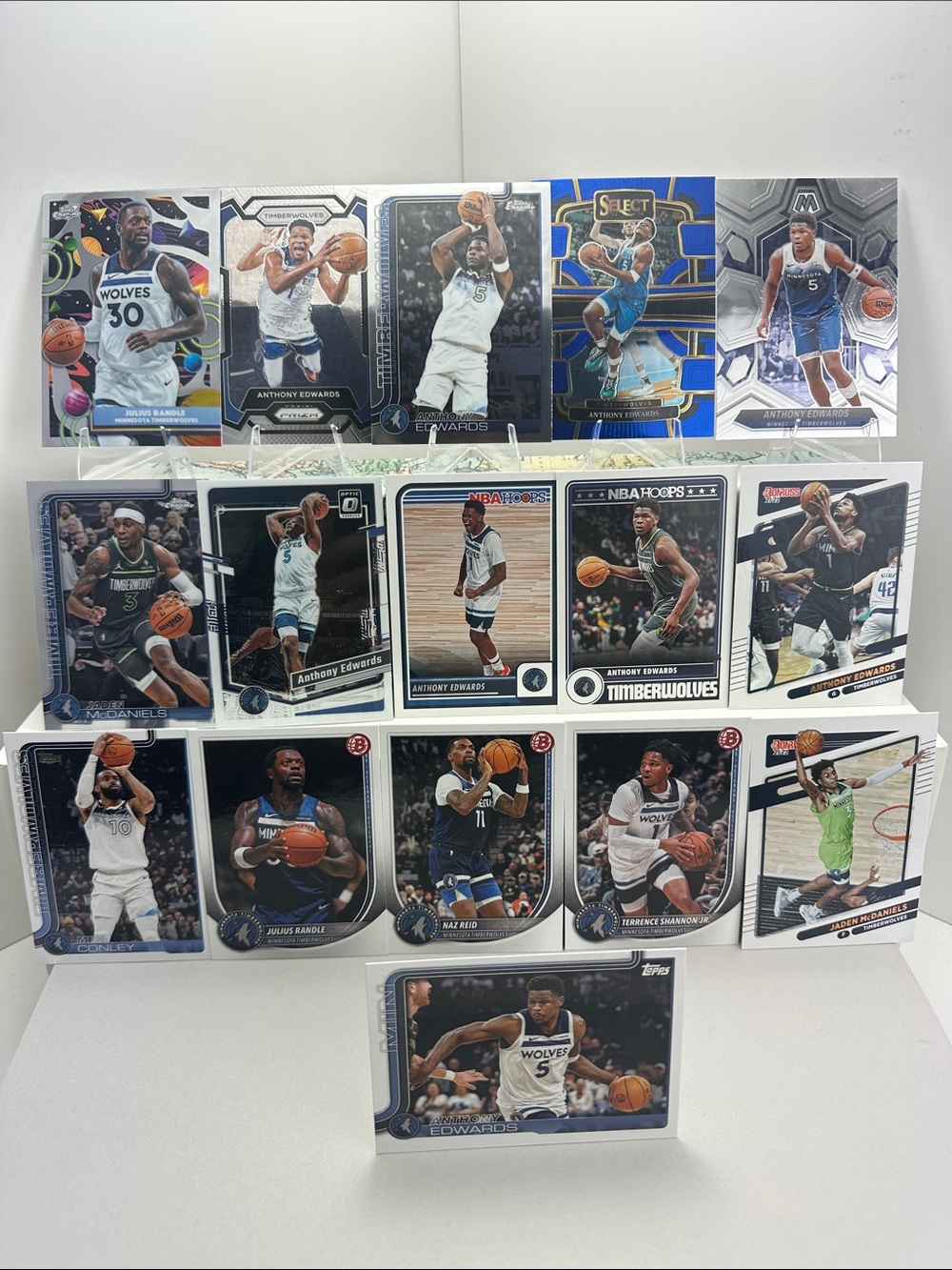 Anthony Edwards 16 card lot w/ Conley/McDaniels/Randle/Naz Reid/Shannon Jr
